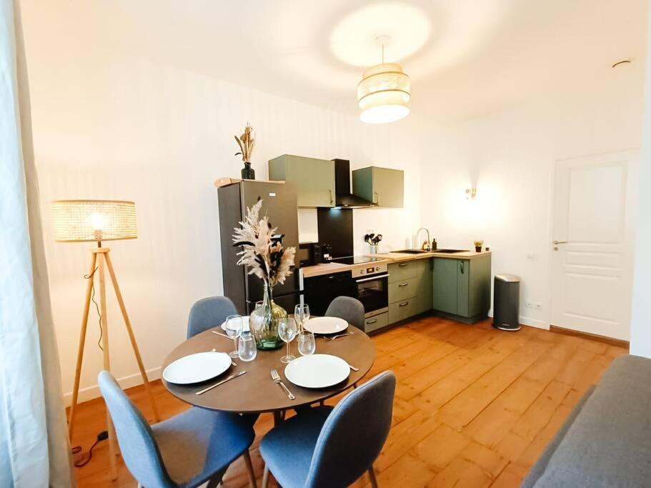 Cosy Calypso 2Ch - Quartier Des Halles & Parking Pau Dış mekan fotoğraf